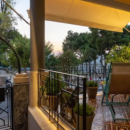 Seafalios Villa *