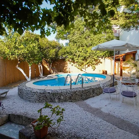 Seafalios Villa