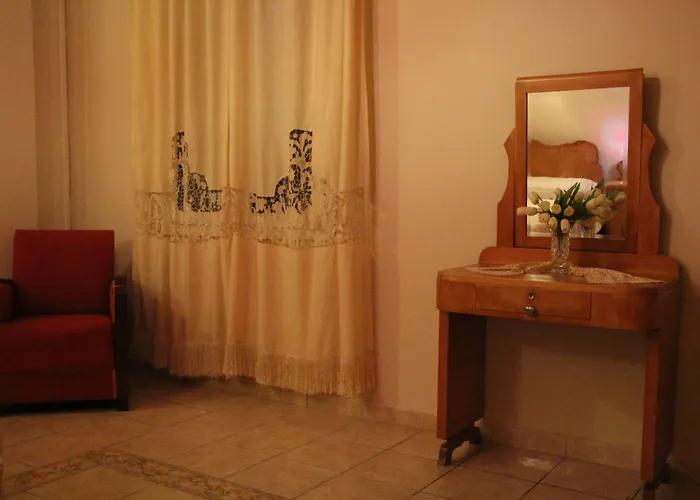 Seafalios Villa Hanya