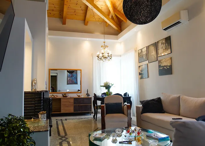 Seafalios Villa Hanya